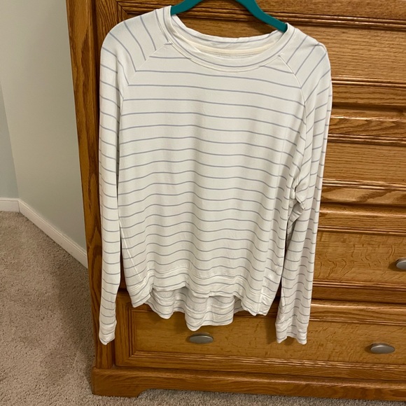 Thread & Supply Pullover - Picture 3 of 3